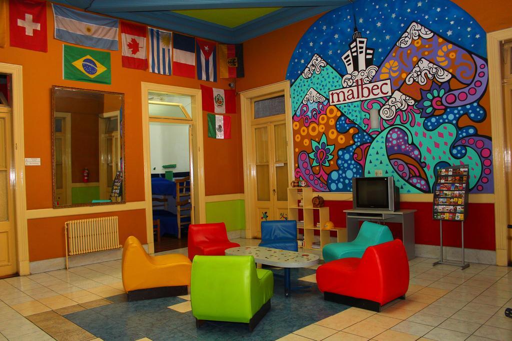 Malbec Hostel Central Mendoza Bagian luar foto